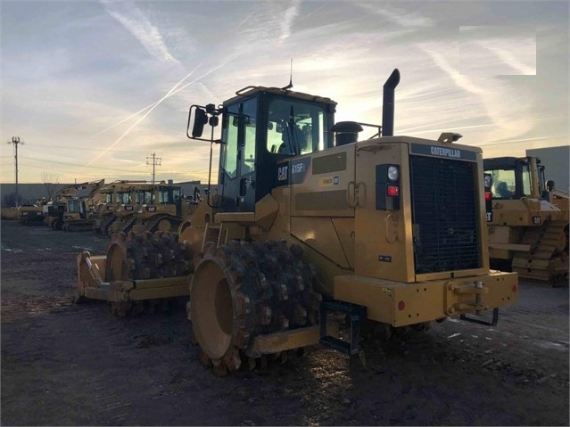 Compactadoras Suelos Y Rellenos Caterpillar 815F de segunda mano Ref.: 1545085411597694 No. 3