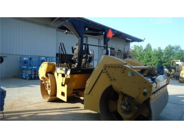 Compactadora Vibratoria Caterpillar CB64 importada en buenas cond Ref.: 1548375985309360 No. 3