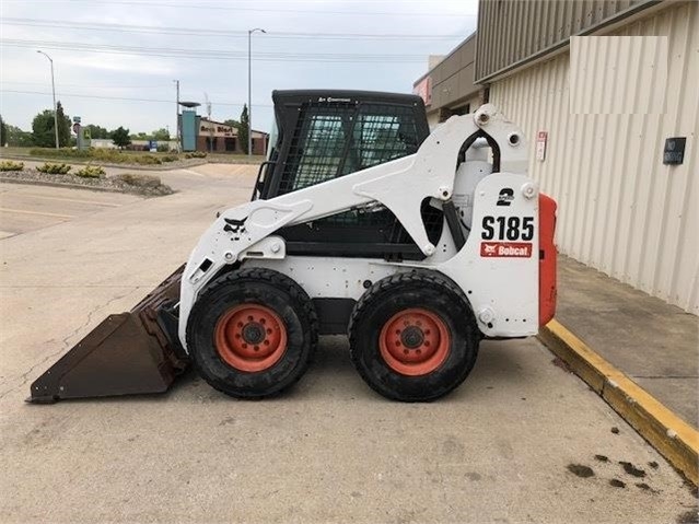 Minicargadores Bobcat S185