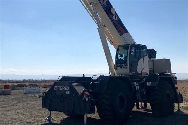 Gruas Terex RT670 seminueva en venta Ref.: 1549320076612813 No. 3