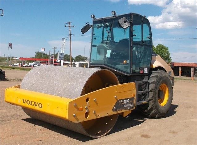 Compactadora Vibratoria Volvo SD115