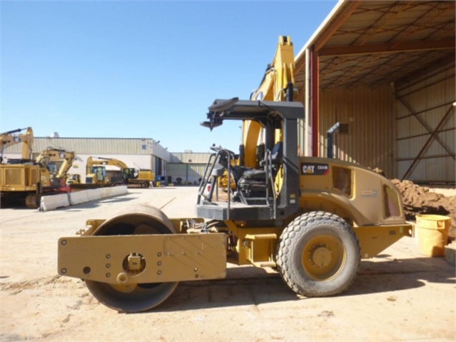 Compactadora Vibratoria Caterpillar CS44 de importacion a la vent Ref.: 1550173856718640 No. 4