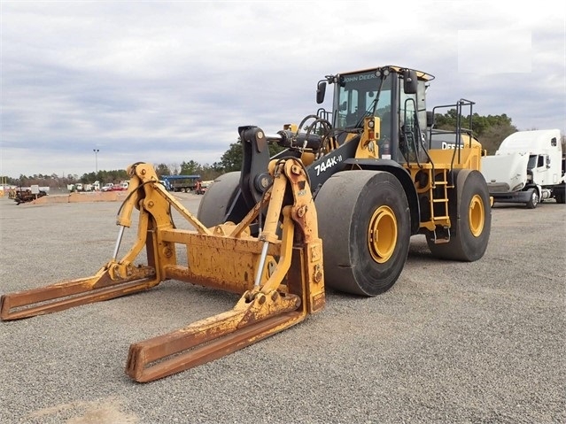 Cargadoras Sobre Ruedas Deere 744K