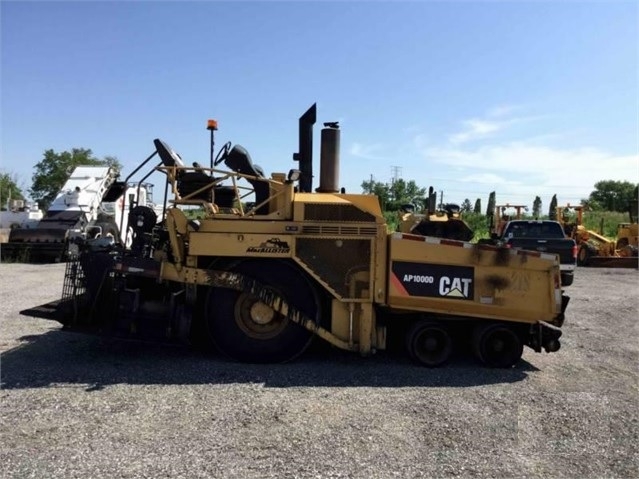 Pavimentadoras Caterpillar AP-1000D