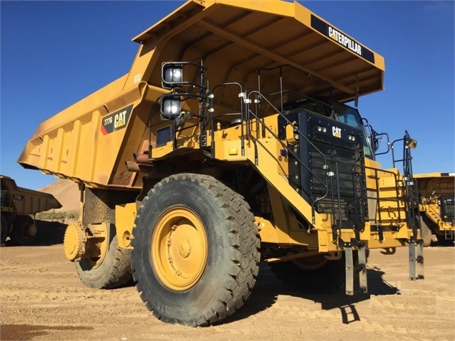 Camiones De Carga Caterpillar 777G