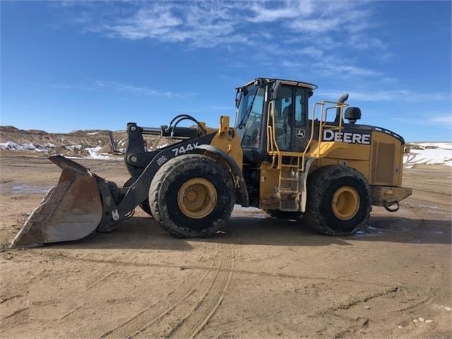 Cargadoras Sobre Ruedas Deere 744K