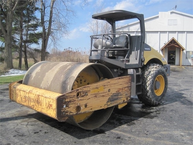 Compactadora Vibratoria Volvo SD100