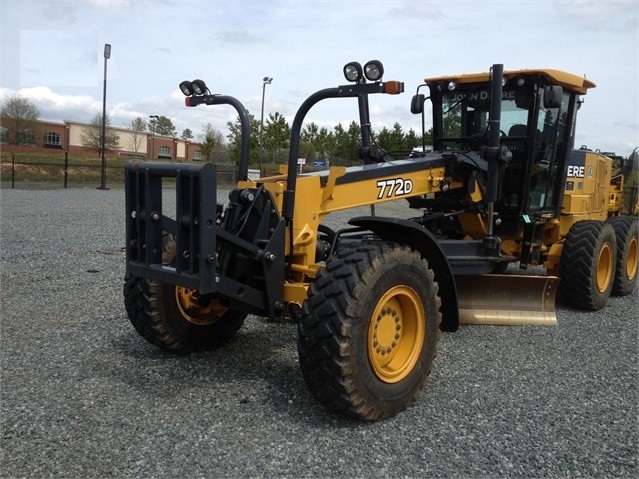 Motoconformadoras Deere 772D