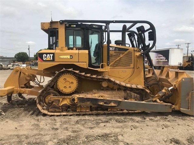 Tractores Sobre Orugas Caterpillar D6T