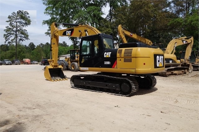 Excavadoras Hidraulicas Caterpillar 320D de medio uso en venta Ref.: 1557948241976033 No. 3