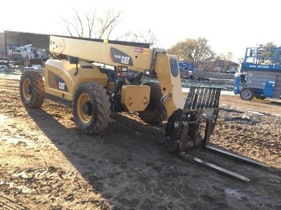 Telehandler Caterpillar TL943