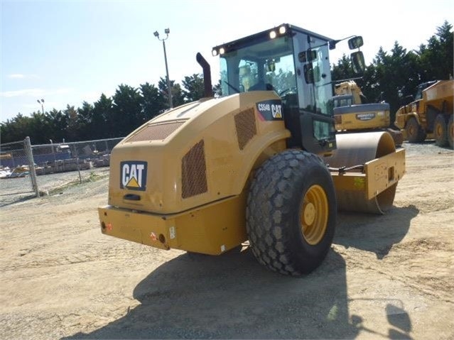 Compactadora Vibratoria Caterpillar CS54 importada en buenas cond Ref.: 1558403416313344 No. 4