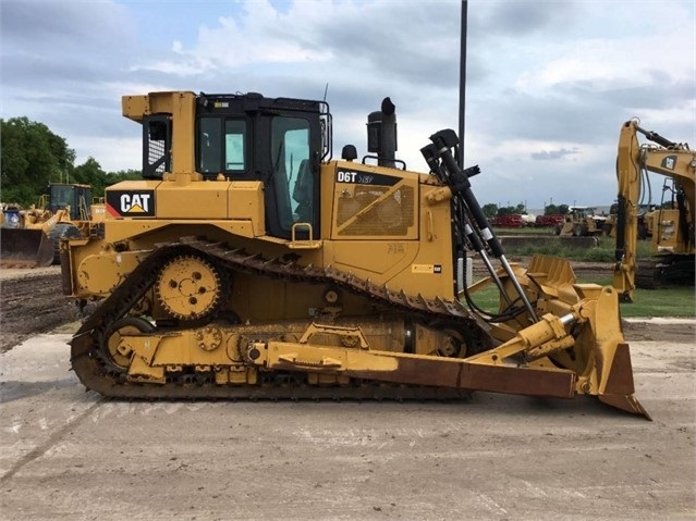 Tractores Sobre Orugas Caterpillar D6T