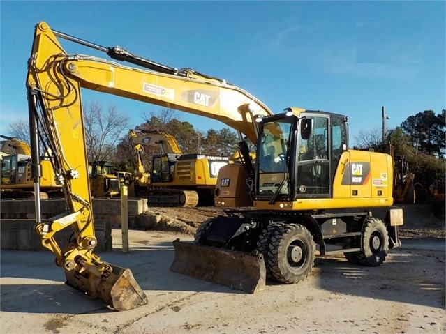 Excavadora Sobre Ruedas Caterpillar M318