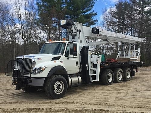 Gruas Altec AC28-103B