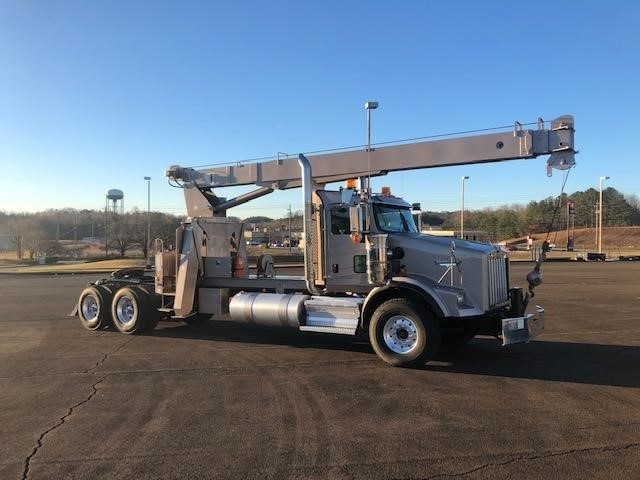 Cranes Altec AC18-70B