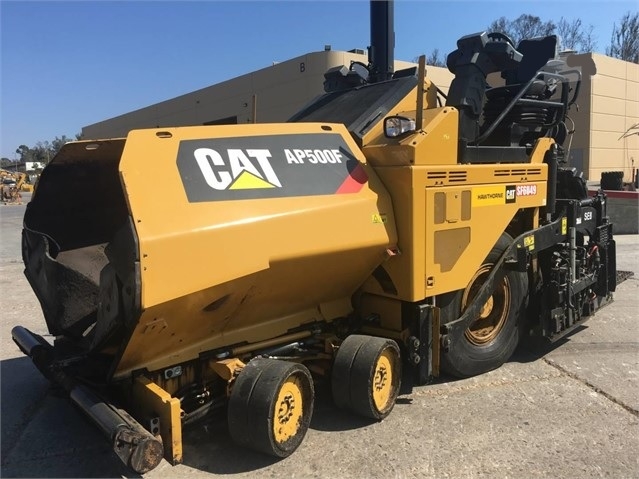 Pavimentadoras Caterpillar AP-500F