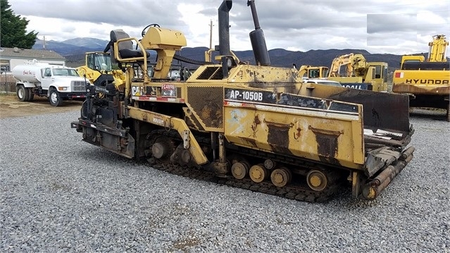 Pavimentadoras Caterpillar AP-1050B de medio uso en venta Ref.: 1563209704283106 No. 2