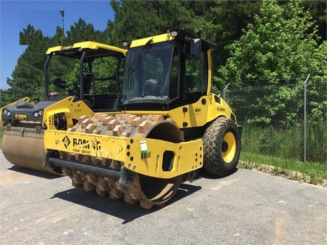 Compactadora Vibratoria Bomag BW177D