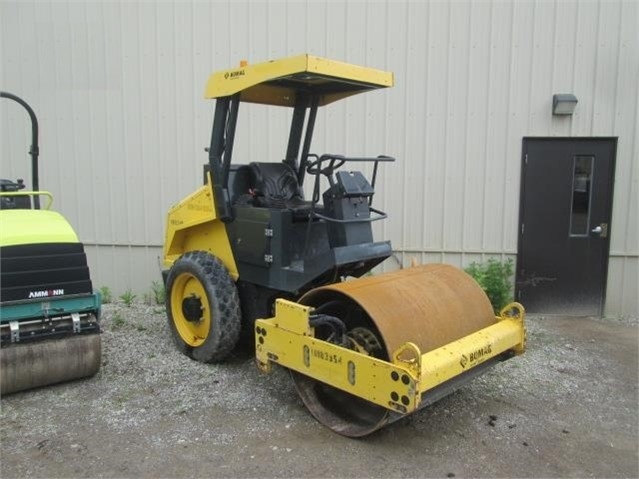 Compactadora Vibratoria Bomag BW124D