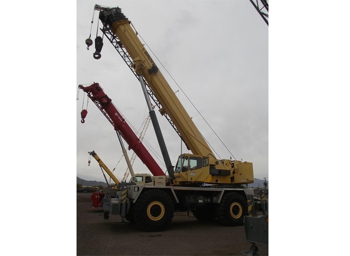 Gruas Grove RT9130E