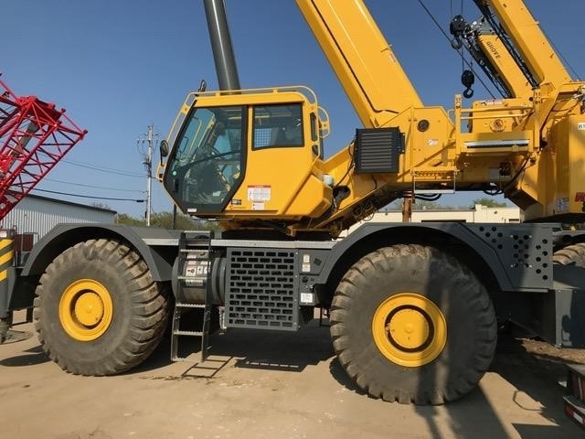 Gruas Grove RT880E