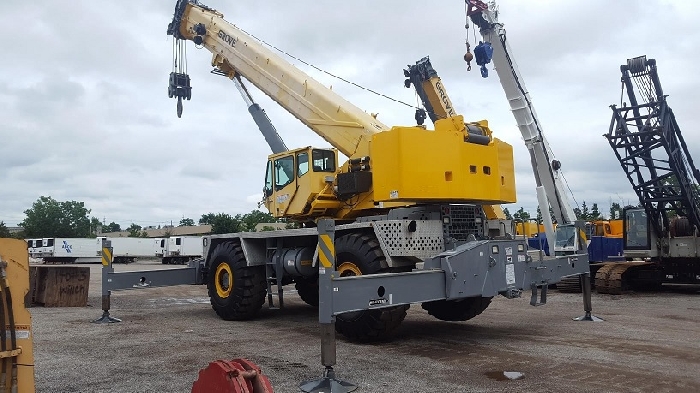 Gruas Grove RT9130E