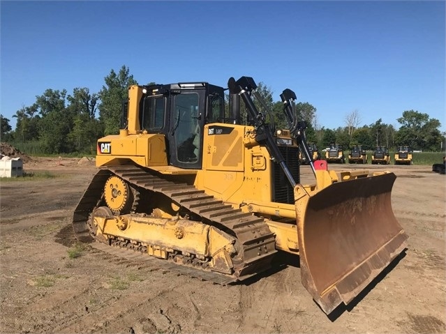 Tractores Sobre Orugas Caterpillar D6T