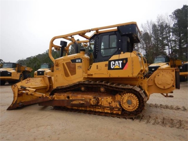 Dozers/tracks Caterpillar D7E