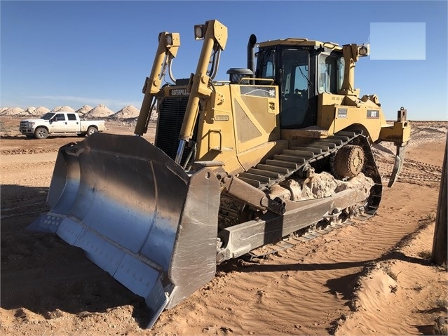 Dozers/tracks Caterpillar D8T