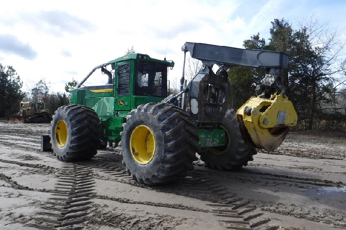 Forestales Maquinas Deere 848L