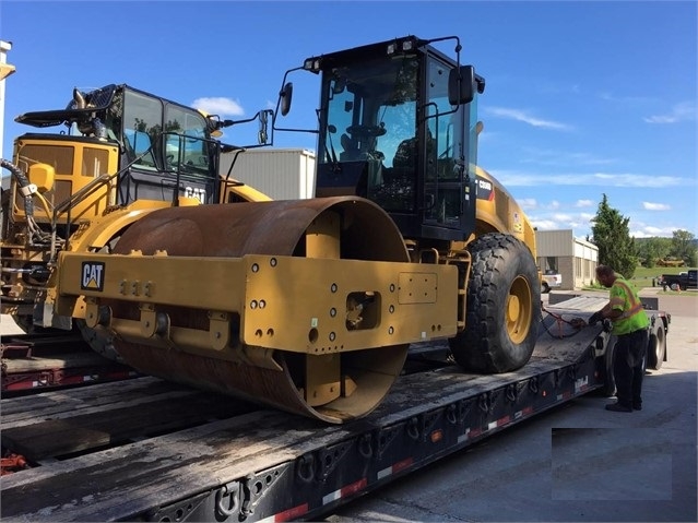 Compactadora Vibratoria Caterpillar CS56