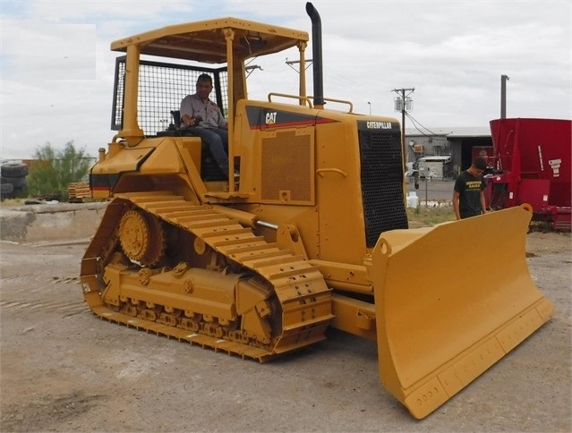 Tractores Sobre Orugas Caterpillar D5N usada a buen precio Ref.: 1568330145401577 No. 4