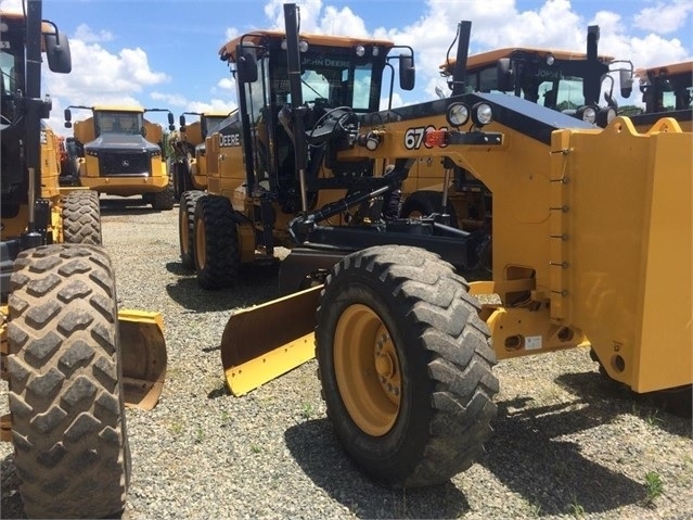 Motoconformadoras Deere 670G