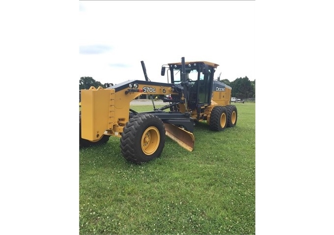 Motoconformadoras Deere 670G