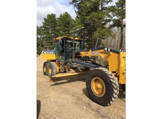 Motoconformadoras Deere 670G de medio uso en venta Ref.: 1568831191384566 No. 2