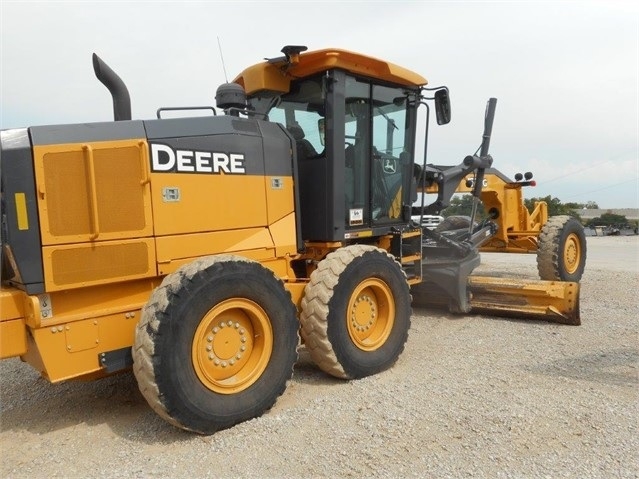 Motoconformadoras Deere 672G