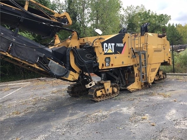 Recicladoras Caterpillar PM-200