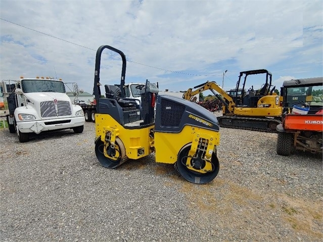 Compactadora Vibratoria Bomag BW120AD