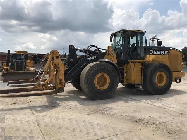 Wheel Loaders Deere 744K