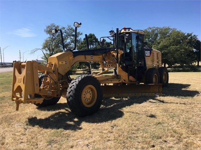 Motoconformadoras Caterpillar 12M