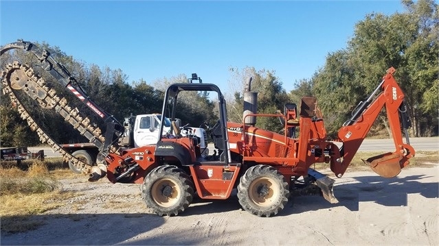 Zanjadora Ditch Witch RT95