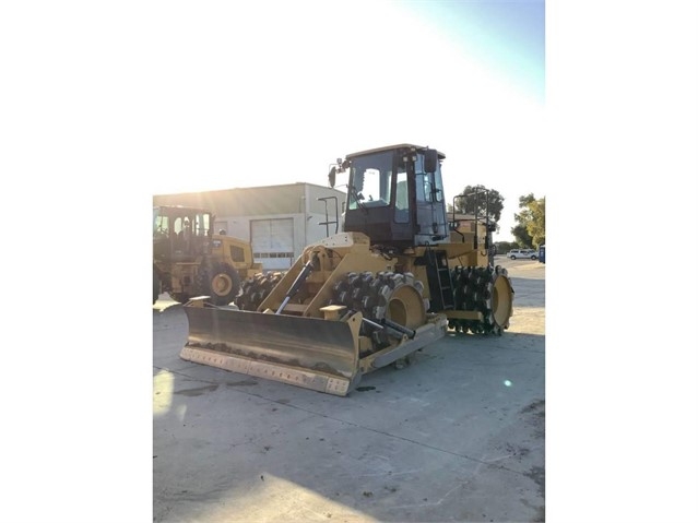 Compactadoras Suelos Y Rellenos Caterpillar 815