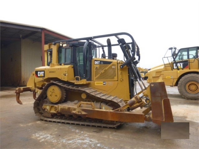 Dozers/tracks Caterpillar D6T