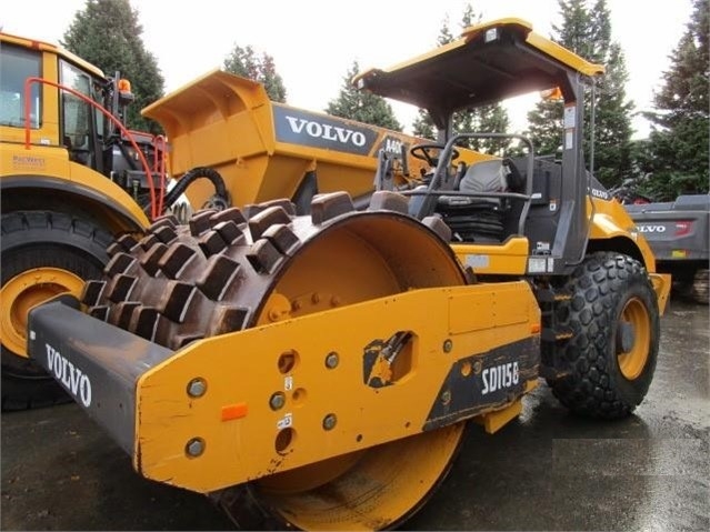 Compactadora Vibratoria Volvo SD115