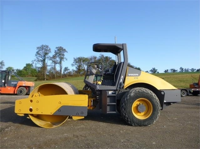 Compactadora Vibratoria Volvo SD100
