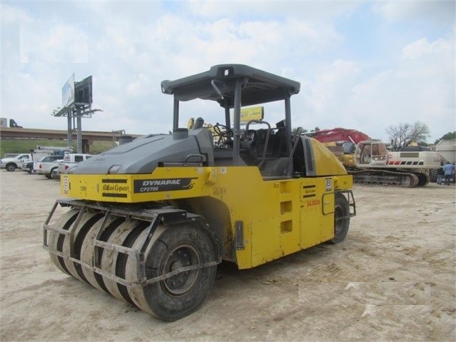 Compactadora Con Llantas Dynapac CP2700