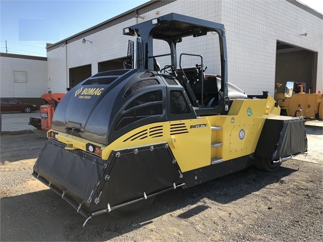 Compactadora Vibratoria Bomag BW27RH seminueva Ref.: 1577472674777449 No. 3