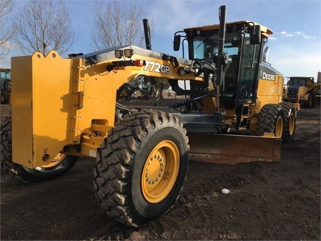 Motoconformadoras Deere 772GP