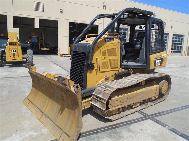 Dozers/tracks Caterpillar D5K